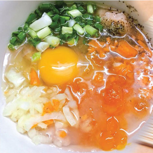 Cháo tổ yến trứng muối, thịt bằm